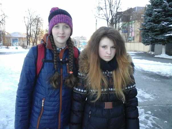 Саша получила паспорт)