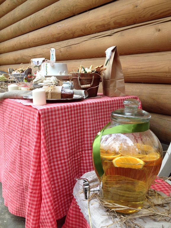 Сладкий стол на три года крестнице