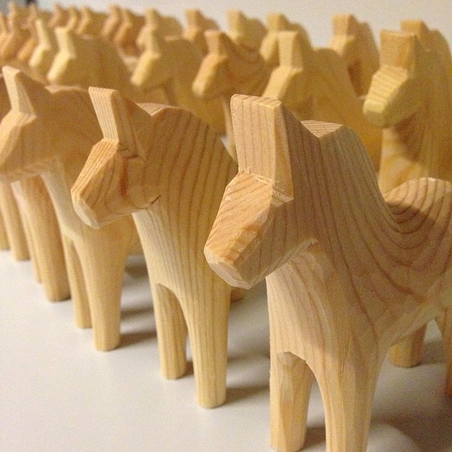 Про символ года. Скандинавская лошадка Dala Horse