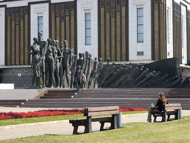 Прошлись по Парку Победы