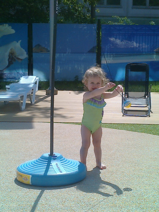 Целый день в аквапарке