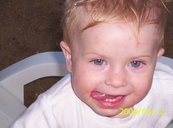 Моей крошке сегодня 9 лет стукнуло
