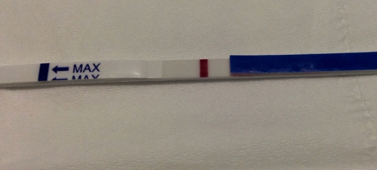 А есть ли беременность??? Полоски не ярчают