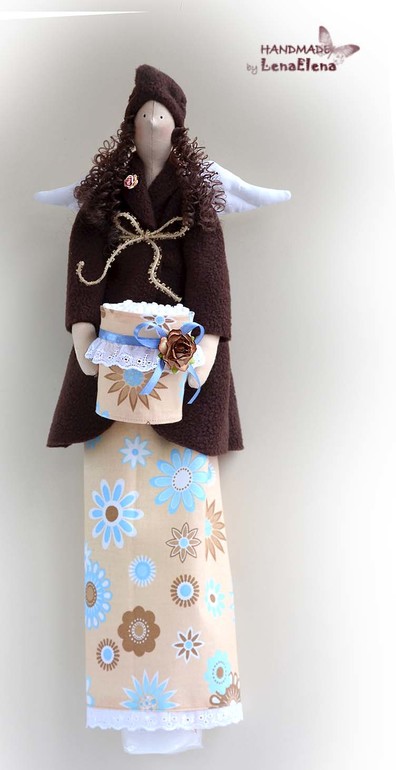 Три девицы...