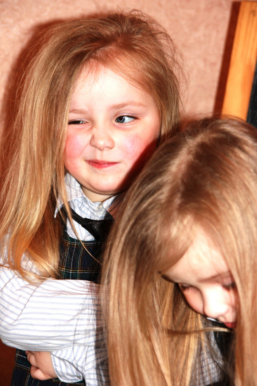 тройняшки в образе