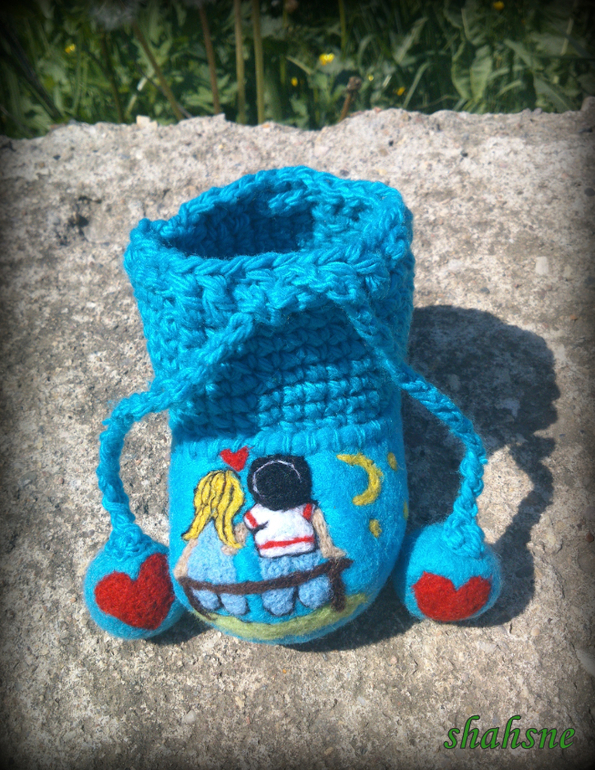 ВАЛЯНЫЕ ПИНЕТОЧКИ "Love is..."