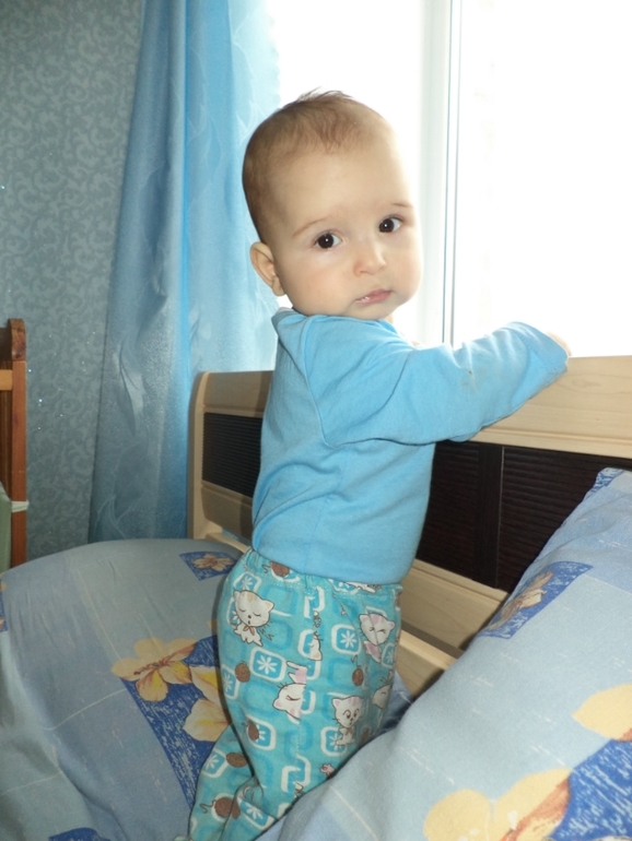 8 месяцев...