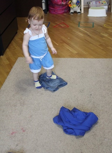 М. Шичида. "Тучи, дождик" (1,8)