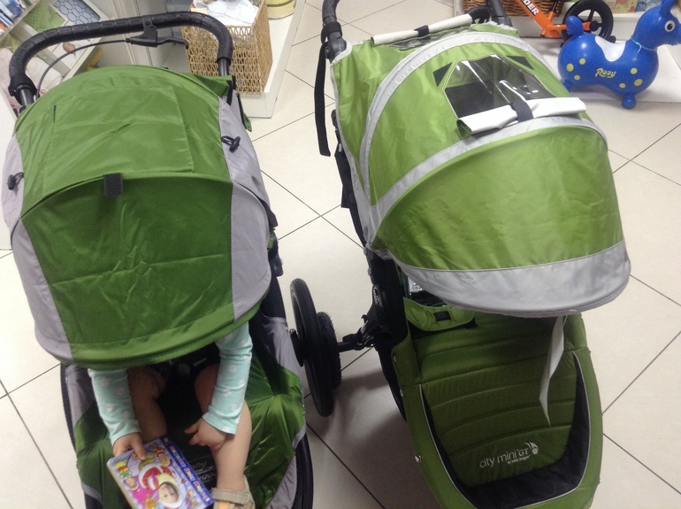 Я в ужасе, сама себя обманываю((((  снова новая коляска!! И вывод про аппа лайт.