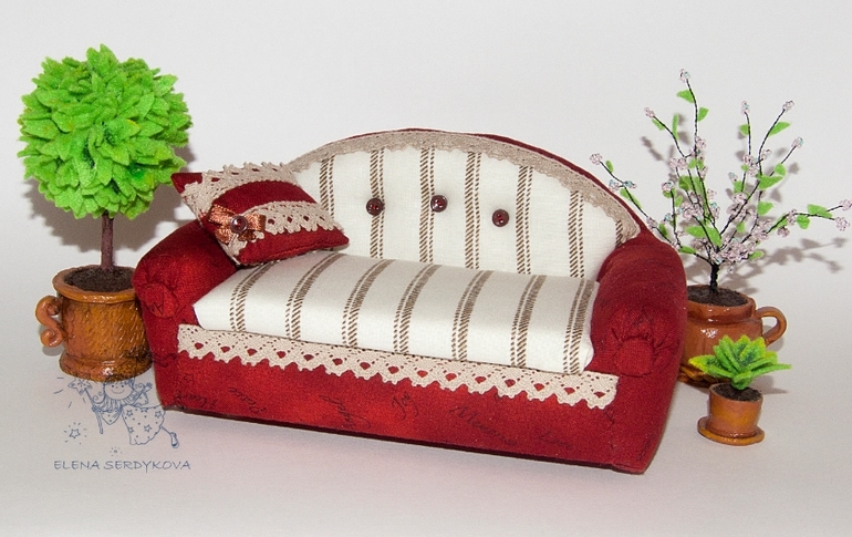 диван для кукол