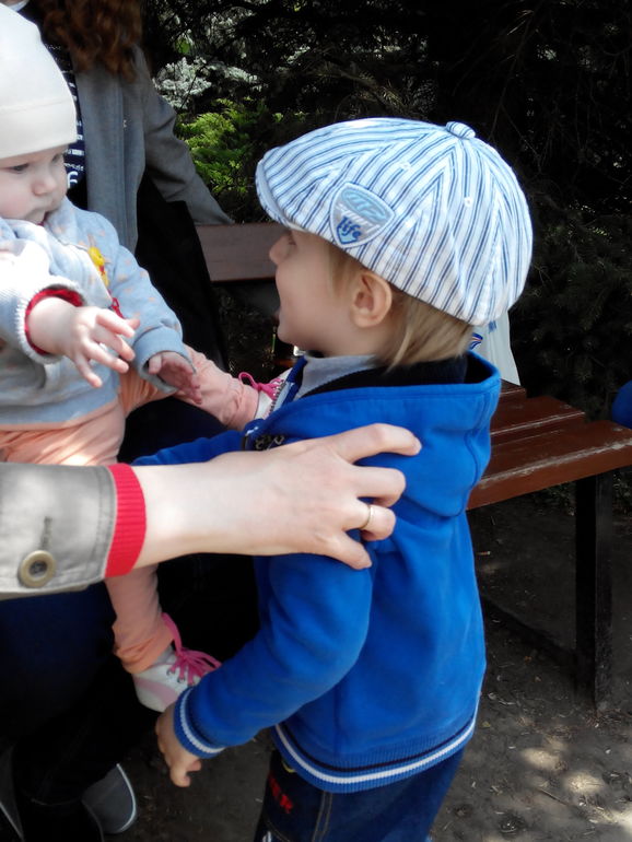 Наши майские праздники в гостях у бабушки и дедушки