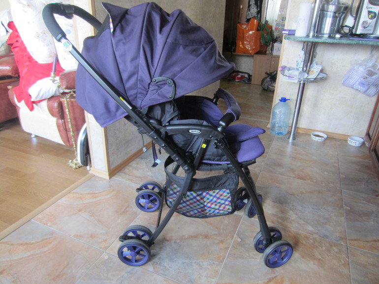 Продаю прогулочную коляску Aprica Air Ria Фиолетовый цвет