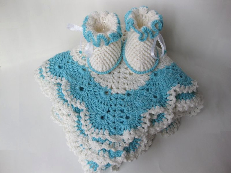 Плед и пинетки для новорожденного мальчика