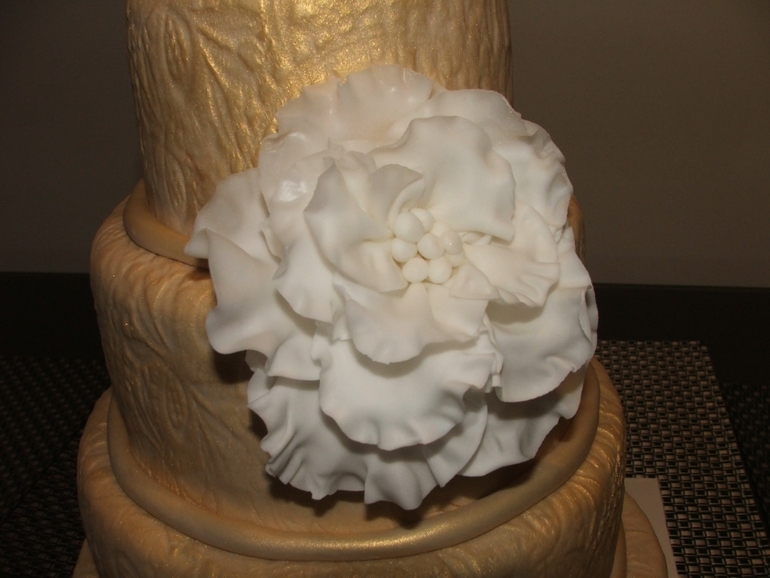 Свадьба в золоте.