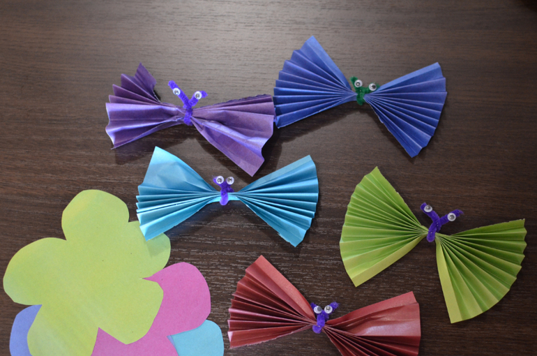 день 1 ТН "Насекомые"  -  бабочка