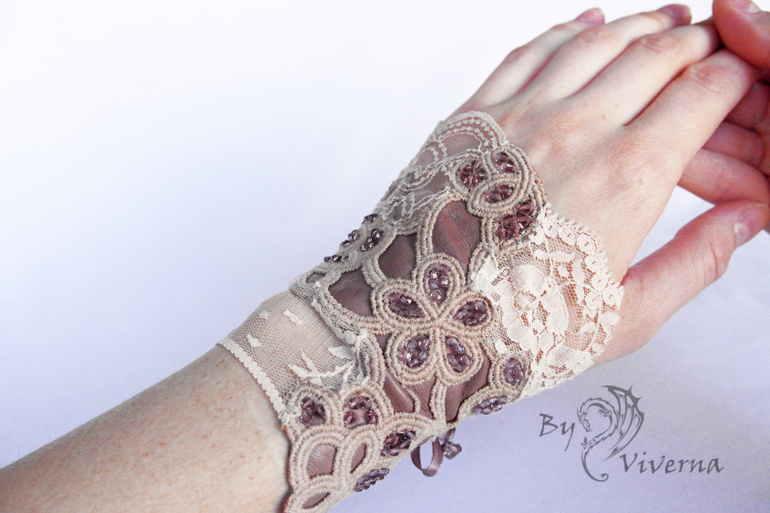 Браслет-манжет "Версальские тайны"