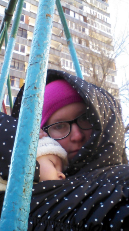 Первое катание на качелях)