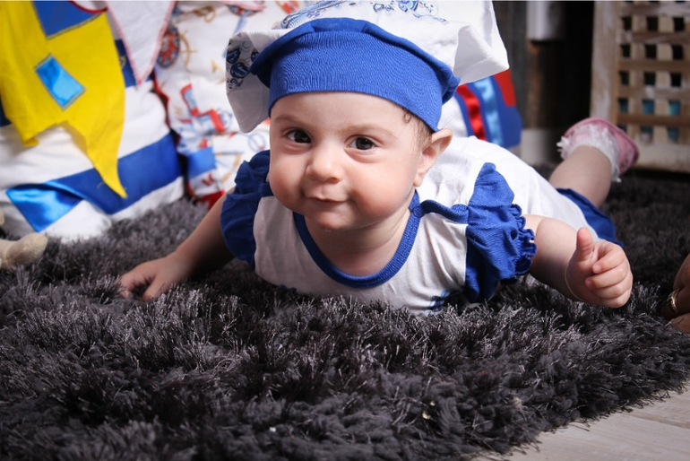 СЕГОДНЯ НАМ СЕМЬ МЕСЯЦЕВ