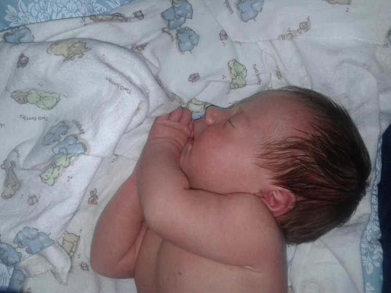 Нам сегодня уже  3 недельки