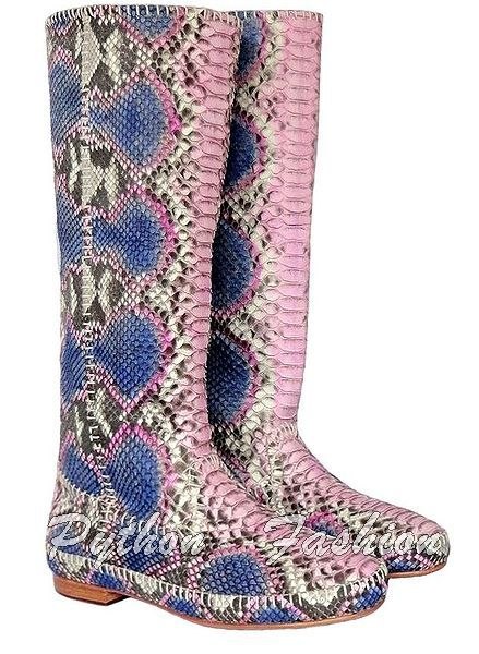 Изделия ручной работы из кожи питона. ската, крокодила и др.