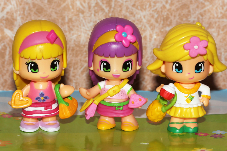 Наши любимые игрушки (очень очень много фото)