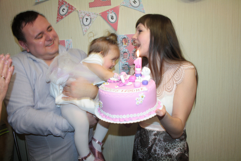 Годовасие Настёнки))