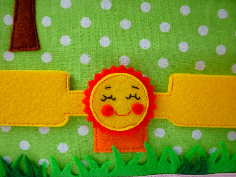 Кукольный домик-сумочка.