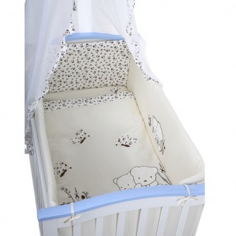 Купили комплект в кроватку