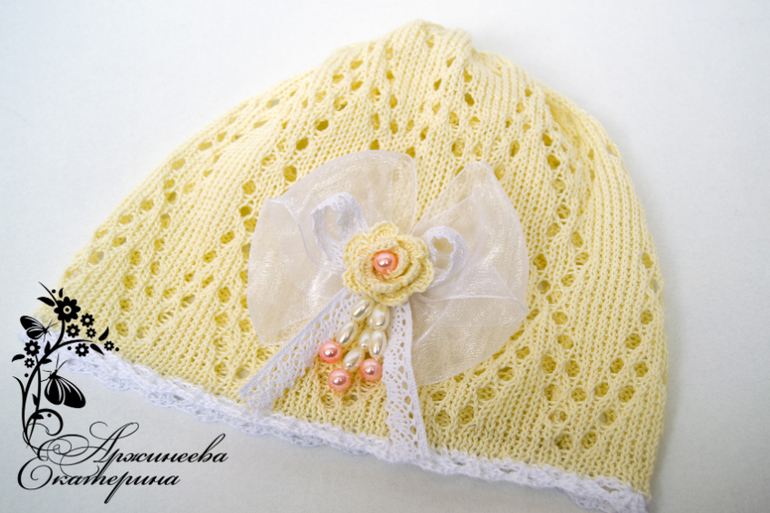 Нежная ажурная шапочка...