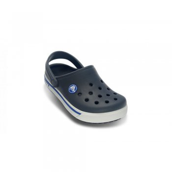 Crocs все по 900 руб.