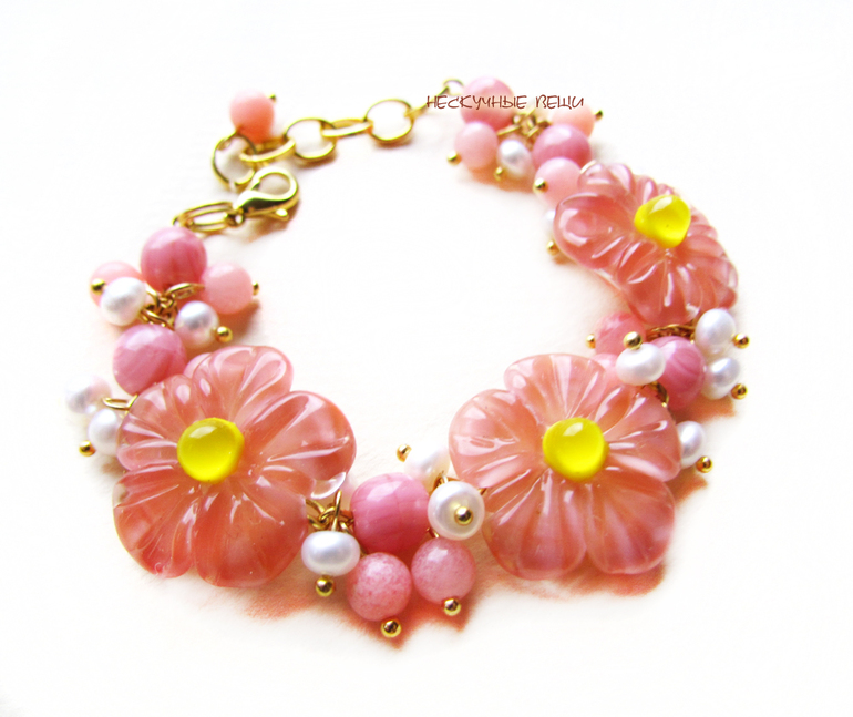"Весеннее утро" браслет с авторскими бусинами лэмпворк