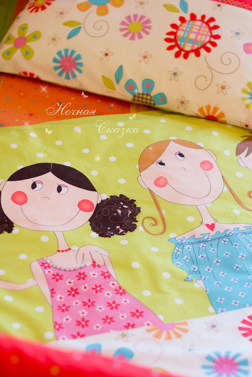 Комплект в кроватку детское постельное белье "Друзья"