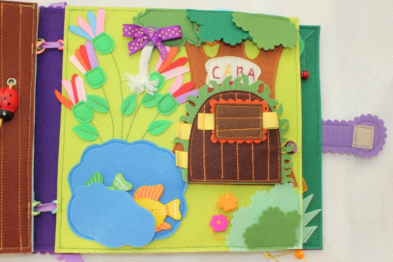 Развивающая книжка.