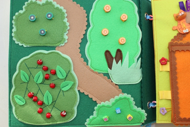 Развивающая книжка.