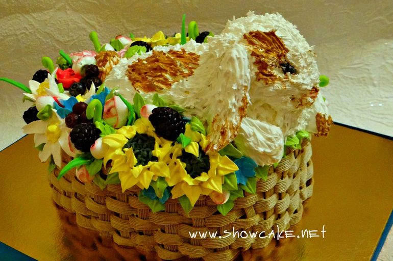 Детский двухъярусный кремовый торт с кроликом.