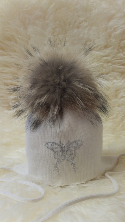 Теплые, двойные шапочки  с меховыми помпонами для детей и взрослых в наличии и на заказ!