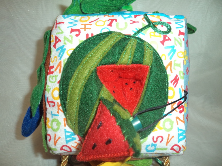 Развивающий кубик