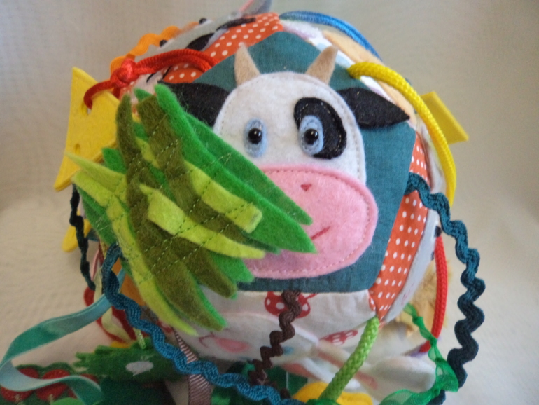 Развивающий мячик "Кто что ест"