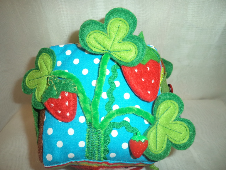 Развивающий кубик