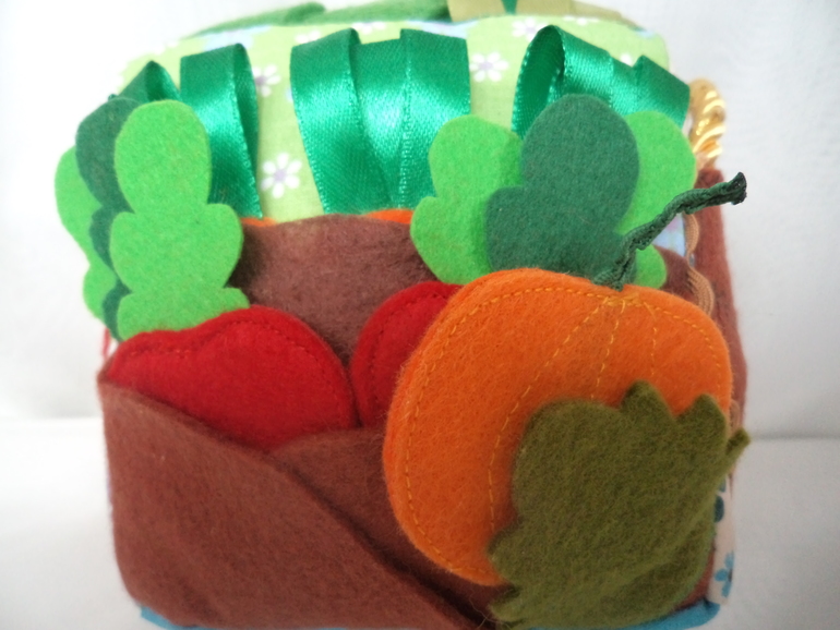 Развивающий кубик для деток после годика