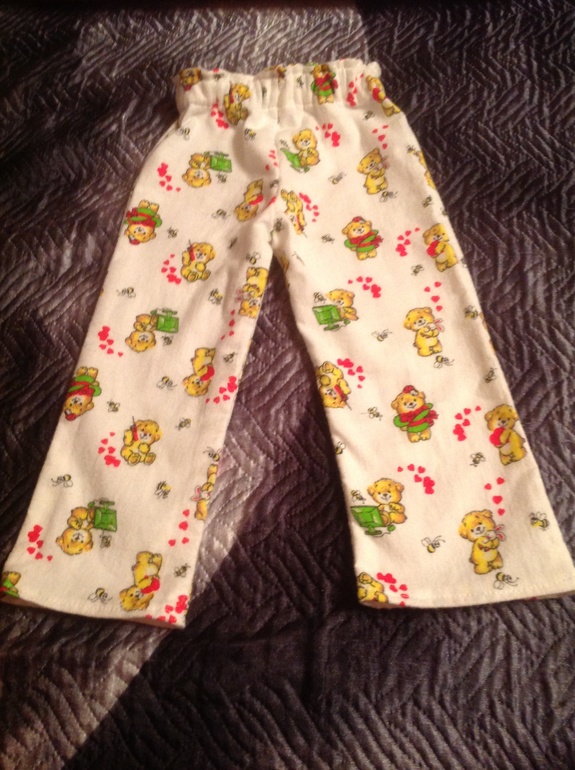 И у меня пошились штанишки)