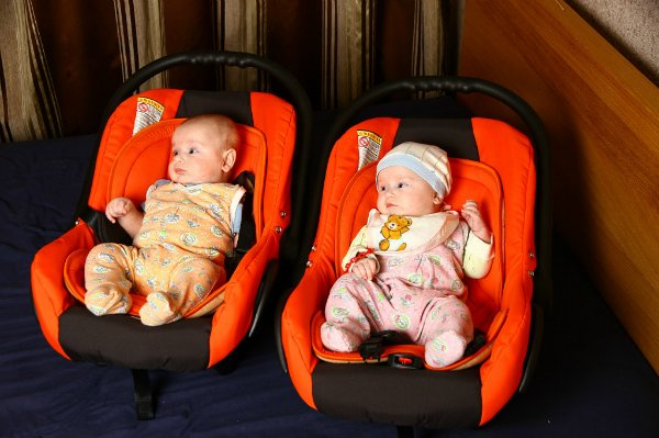 Tutis Zippy 3 в 1 для двойни