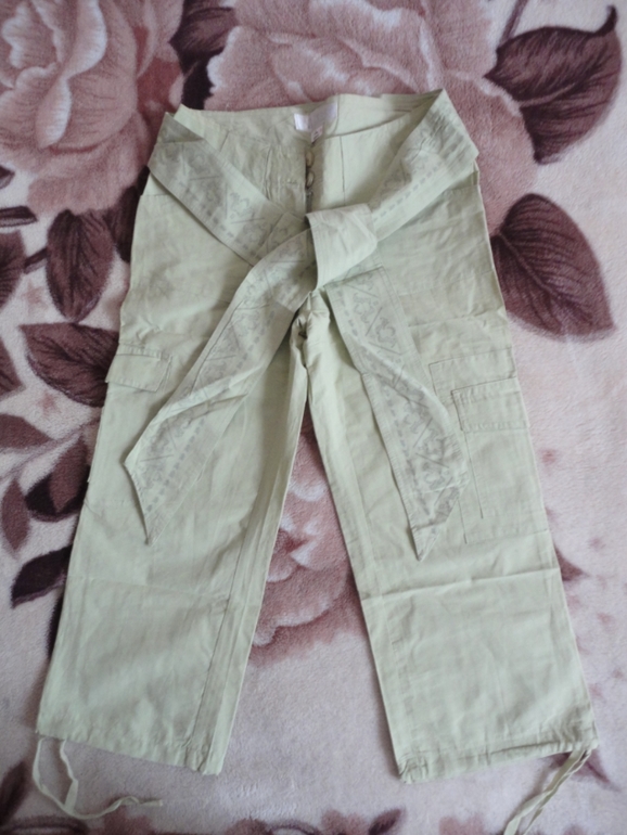 Отдам подростковые (женские вещи)38-40-42 (xs-s) раз. на небольшой рост, Москва м.Отрадное