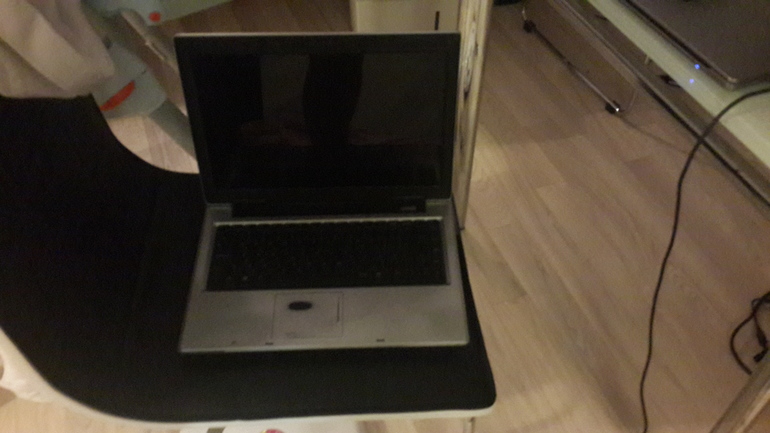 Отдам в добрые руки ноутбук