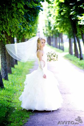 Свадебное платье цвет шампань