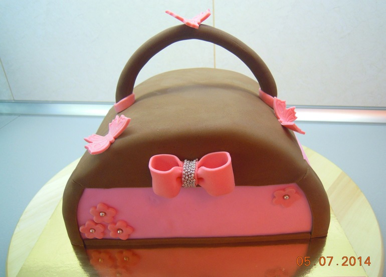 Сумочка-соквояж)))