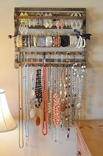 Идеи хранения бижутерии. А как храните вы?
