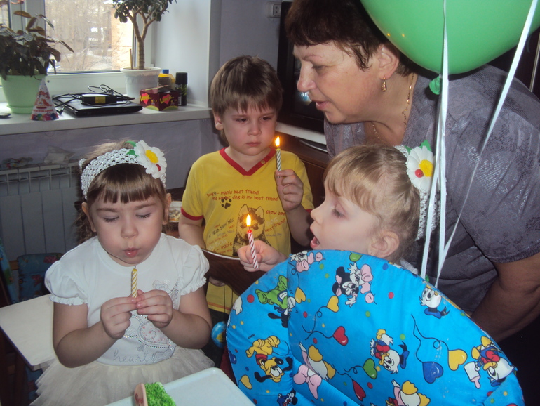 Юлин годик! Фотоотчет (очень много фото)