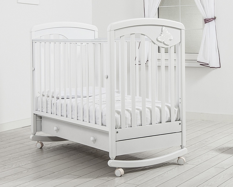 Детская кроватка Гандылян Джулия - колесо-качалка