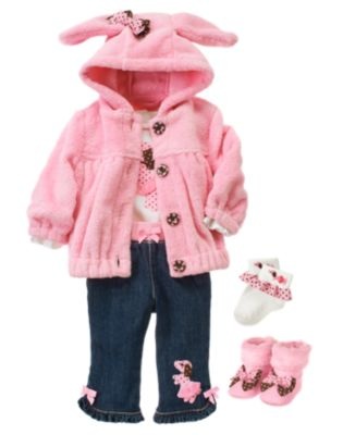 Пристрою вещи на девочку от GYMBOREE /